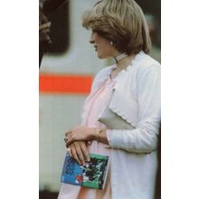 Princess Diana at Windsor Horse Races Racing 1982 Postcard