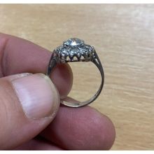 UK SIZE R VINTAGE STAMPED SILVER CLUSTER CLEAR STONES 3.1 GRAMS RING (P3)