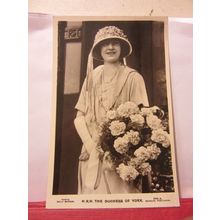 H.R.H. THE DUCHESS OF YORK c.1922 unused postcard b/w RP /