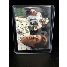 Dan Marino #18 | 1995 Fleer Flair Preview Football Trading Card