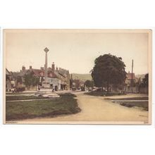 Broadway Worcestershire Postcard 71021