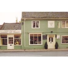 Earsham Cafe Tearooms Restaurant Bungay Suffolk Postcard