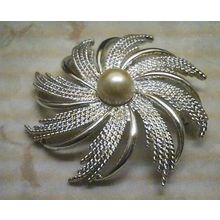 Brooch silver tone with faux white pearl