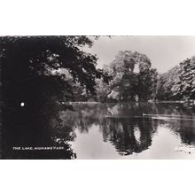 EC893 LONDON - HIGHAMS PARK- THE LAKE . R/P POSTCARD