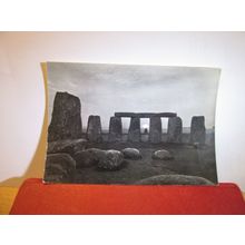 SUNRISE, STONEHENGE, Wiltshire, unused postcard Department of Enviroment =