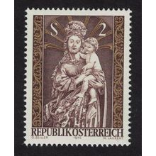 Austria Virgin Mary and Child wood-carving Christmas 1974 MNH SG#1725