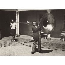 Gestredde Tuba Amazing Giant Musical Instrument Museum RPC Postcard