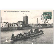 85 - les Sables D'Olonne - ENTREE D'UN TORPILLEUR
