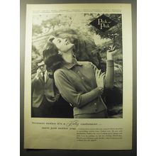 1960 Peck & Peck Hadley Cashmere Sweater Ad - Women notice it's a Hadley