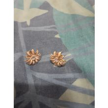 womens gold tone earrings flower with pearl in middle