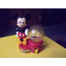 Old Vintage Original Walt Disney Superior Toys Mickey Mouse Bank W/Key 1974