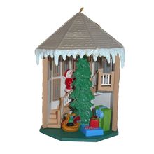 Hallmark Keepsake Ornament Treasured Memories 1996