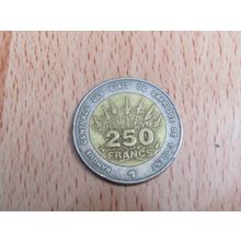 French West Africa 1992 Union Monetaire Ouest Africaine 250 Francs Coin