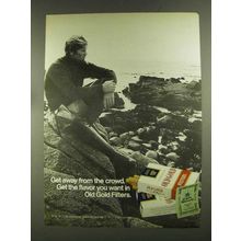 1972 Old Gold Cigarettes Ad - Away From the Crowd