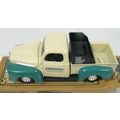 1/24 - 1/25 1951 Ford truck, Classic Motorbooks...