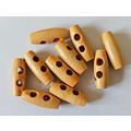 10 Natural Wood Colour Toggle or Horn Wooden Bu...