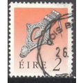 Ireland 1990 - 2p multi - Brooch - used