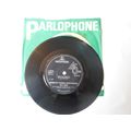 7" 1969,CILLA BLACK.SURROUND YOURSELF WITH SORR...