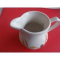 MILK JUG /CHURCHILL / (25/01)