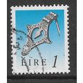 IRELAND 1990 IRISH HERITAGE 1p SILVER KITE BROO...