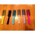 DETANGLER HAIR BRUSH BRAND NEW IN VARIOUS COLOURS