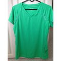 KIRKLAND SIGNATURE Women's Green V-neck Athleti...