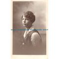 R092616 Old Postcard. Woman