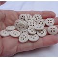 J20 Off White Resin Buttons 15mm 20 Pieces 7/1`...