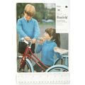 Vintage: Hayfield 1092 child's V-neck & cable sweaters, DK