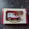 Oxford Diecast - Model T Ford Van - Hearing Dog...