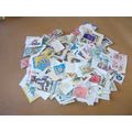 COLLECTION OF AUSTRALIAN STAMPS ( HUNDREDS ) AL...