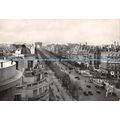 D026400 Paris. En Flanant. Avenue des Champs El...