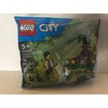 NEW Official Lego City Baby Gorilla Encounter P...