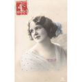 CARTE POSTALE - JEUNE FILLE - REF 11
