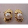 Faux Pearl Earrings Gold Twist Retro Wisp 5mm P...