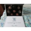 1985 QUEEN ELIZABETH II ROYAL MINT PROOF SET. AU