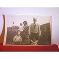 UNKNOWN FAMILY, Mum, Dad & 4 children vintage b...