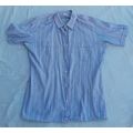 VINTAGE MEN'S COLLARED SHORT SLEEVED FULL BUTTO...