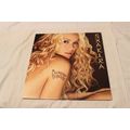 Shakira Promo Flat-LAUNDRY SERVICE
