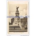Queen Victoria Memorial, London, England, 1914,...