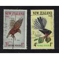 New Zealand Kaka Collared Grey Fantail Birds 2v...