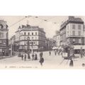 La Place Gambetta Amiens France Postcard (F4336)