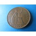 1963 QUEEN ELIZABETH II ONE PENNY - COIN - 4 FR...