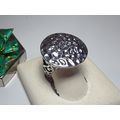 Estate Hammered Top open Scrolled sides 9.2 gra...