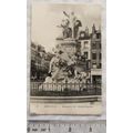 vintage postcard Abbeyville - Monument de l'Ami...