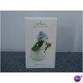 2008 Hallmark Snow on the Go Christmas Ornament...