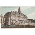L'Hotel De Ville Et Les Jets D'Eau Tours France...