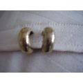 Vintage Goldtone Gypsy Hoop Wedding Ring Clip-o...