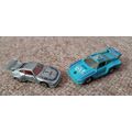 2 porsche racing toy cars