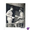 TREVOR HOWARD & ROBERT MITCHUM Press Still